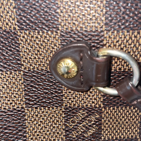 Authentic Louis Vuitton Neverfull MM Damier Ebene with pochette - Picture 5 of 15